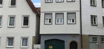 Altstadtjuwel: 5-Raum-Einfamilienhaus mit EBK in Marbach am Neckar