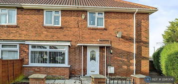 3 bedroom semi-detached house