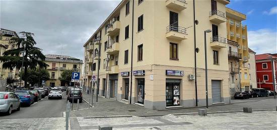 Trilocale in vendita in via Trieste, 4