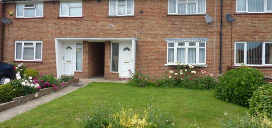 Terraced house to rent in Winchfield Crescent, Havant, Hampshire PO9