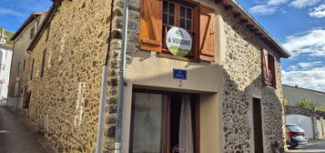 Maison de village 3 étages  à vendre, 7 pièces, 5 chambres, 180 m²