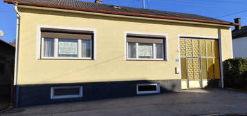 Bauernhaus mit Neben- und Wirtschaftsgebäude, ideal für Tierhaltung