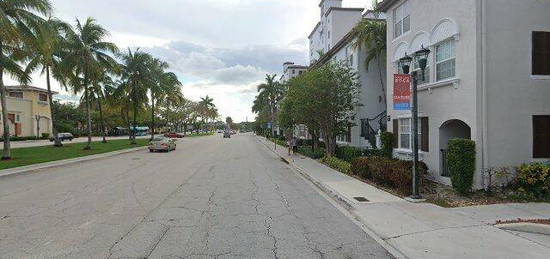 10X Mizner Park, Boca Raton, FL 33432