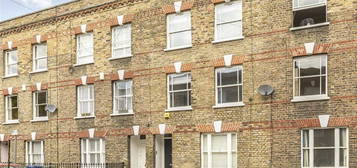 Terraced house for sale in Henshaw Street, London SE17