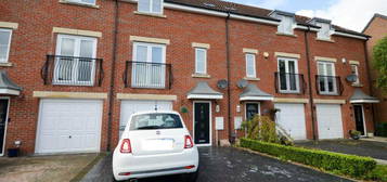 4 bedroom town house for sale