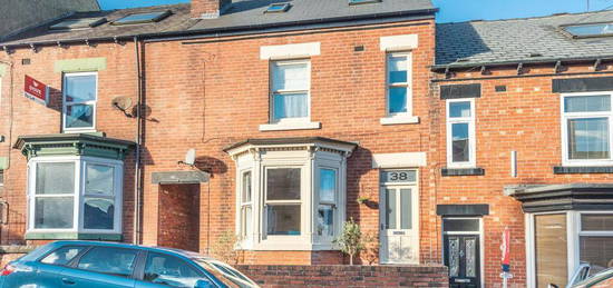 4 bedroom terraced house for sale