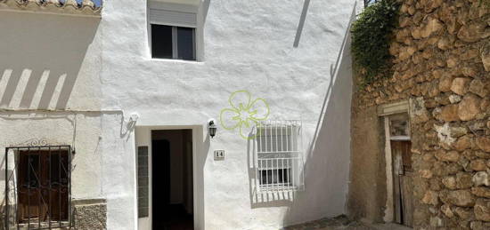 Casa de pueblo en venta en Oria