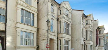 1 bedroom ground floor flat for sale