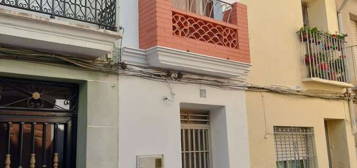 Alquiler de  Casa o chalet en calle Sant Isidre