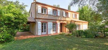 Maison  à vendre, 6 pièces, 5 chambres, 150 m²