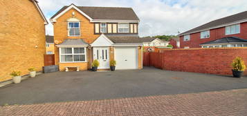 4 bed detached house for sale