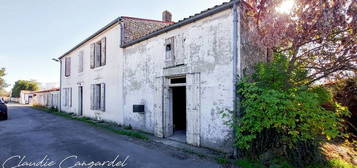 Maison à vendre 5 pièces NUAILLE D'AUNIS (17)