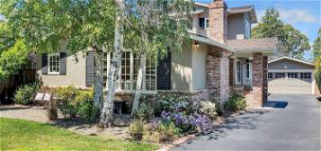 816 Newhall Rd, Burlingame, CA 94010
