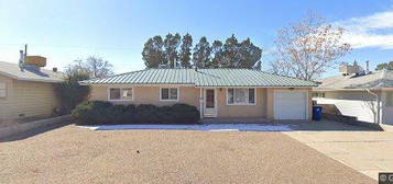 3904 Goodrich Ave NE, Albuquerque, NM 87110