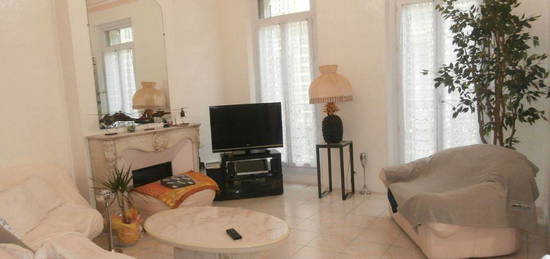 A vendre appartement de T6 à Marseille 13006 Secteur Castellane - Préfecture