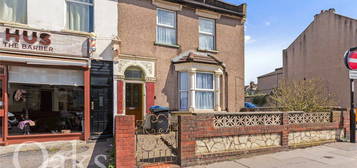 3 bed end terrace house for sale