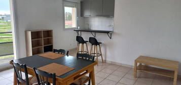 Appartement T2 bis 54 M2 1 chambre + 1 bureau