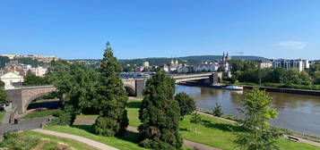 Stilvolle 2 Zi. Whg. mit EBK, teilmöbliert, Balkon,  und super Panoramablick in Koblenz