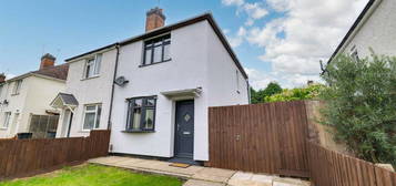 2 bedroom semi-detached house for sale