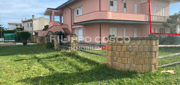 Villa in vendita in via dei Gerani - Ruggero s.n.c