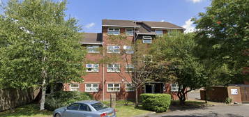 2 bed flat to rent