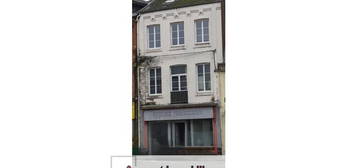 Local commercial + 3 appartements