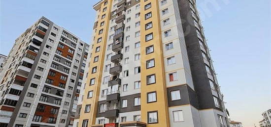 KÜÇÜKALİ MAHALLESİ SATILIK 115 m2 G.B CEPHE 10. KAT KÖŞE DAİRE