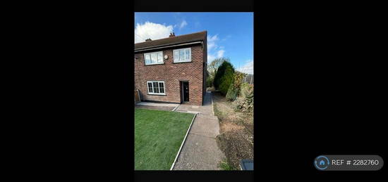 3 bedroom semi-detached house