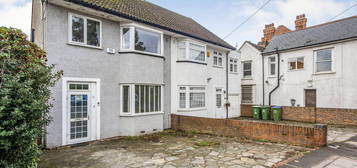 3 bed semi-detached house for sale