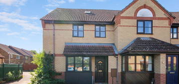 End terrace house to rent in Hopkins Close, Cambridge CB4