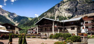 Villa in vendita a Courmayeur