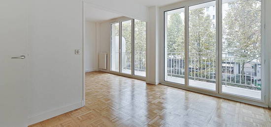 Location appartement 4 pièces 66 m²