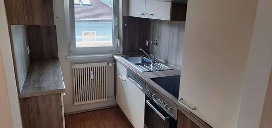 2 ZIMMER+ WESTBALKON+ KOCHNISCHE IM 5. OG+ LIFT+ KELLER