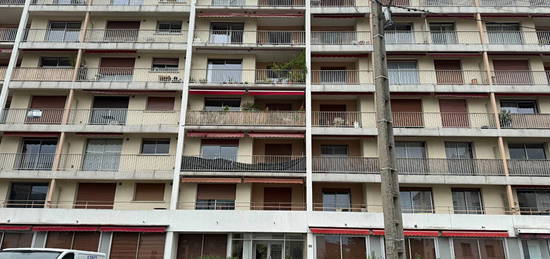 Appartement  3 pièces 69 m2 avec grand balcon et garage