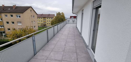 Stilvolle 4-Zimmer-Wohnung mit gehobener Innenausstattung mit Einbauküche und Daqchterrasse