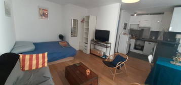 Location Studio rue de Dunkerque limite du 9e et du 10e