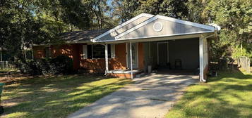 509 Mitchell St, Picayune, MS 39466