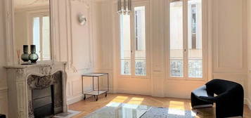 Appartement meublé  à louer, 5 pièces, 3 chambres, 120 m²