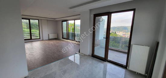 2+1 Modern Sfr Daire-Aratrma Hastanesine Yrme Mesafe