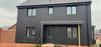 3 bedroom detached house to rent