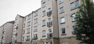 Flat to rent in Mitchell Street, Leith Links, Edinburgh EH6