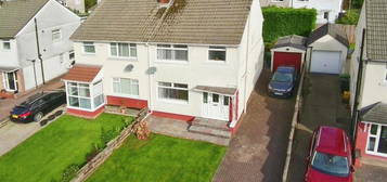 3 bedroom semi-detached house for sale