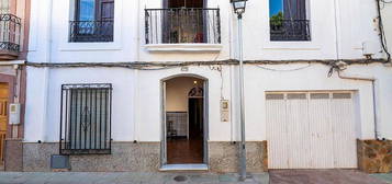 Chalet en calle Real en Alsodux