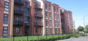 Flat to rent in Templars Court, Nottingham NG7