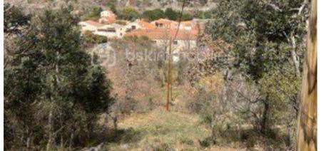 Terrain agricole ou loisir à vendre l’eau sur place EDF sur place autorisation abri chalet