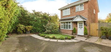 3 bed detached house for sale