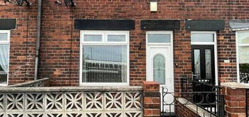 2 bedroom terraced house