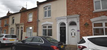 Terraced house to rent in Ethel Street, Abington, Northampton NN1