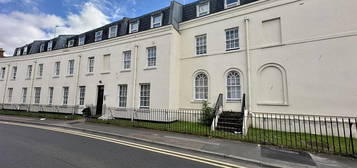 Flat to rent in Parliament Street, Gloucester GL1