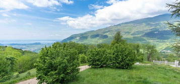 Feriendomizil mit Potenzial und Weitblick über den Gardasee